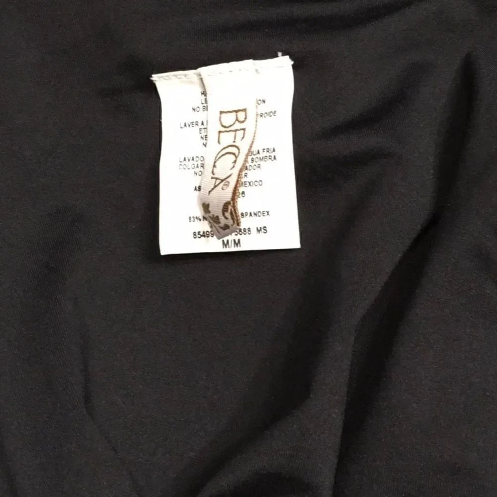 BECCA Medium bikini top . NWT - Picture 10 of 13